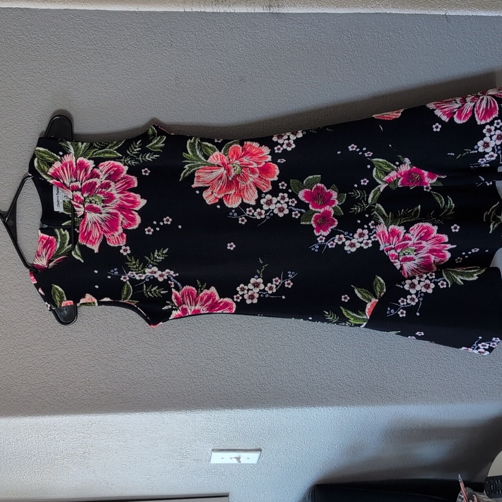 Shelby and Palmer floral dress